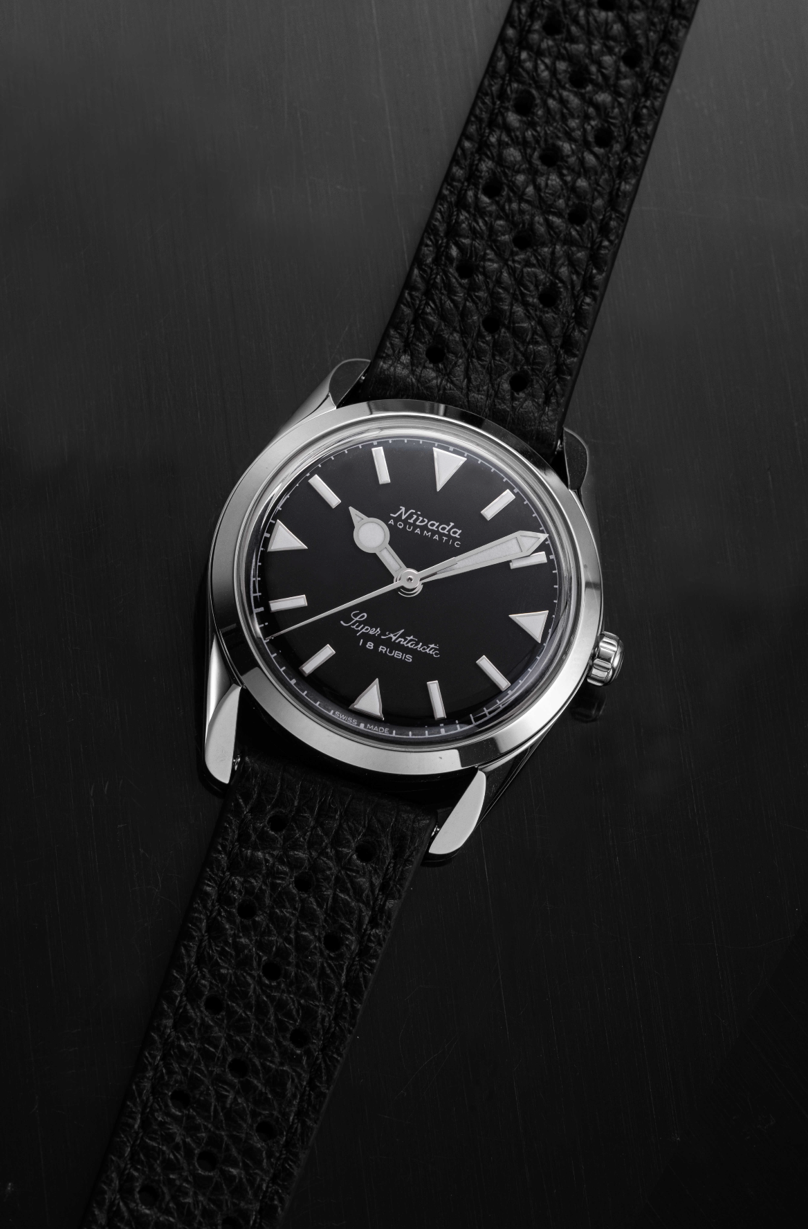 Super Antarctic 35mm - Black White Luminova