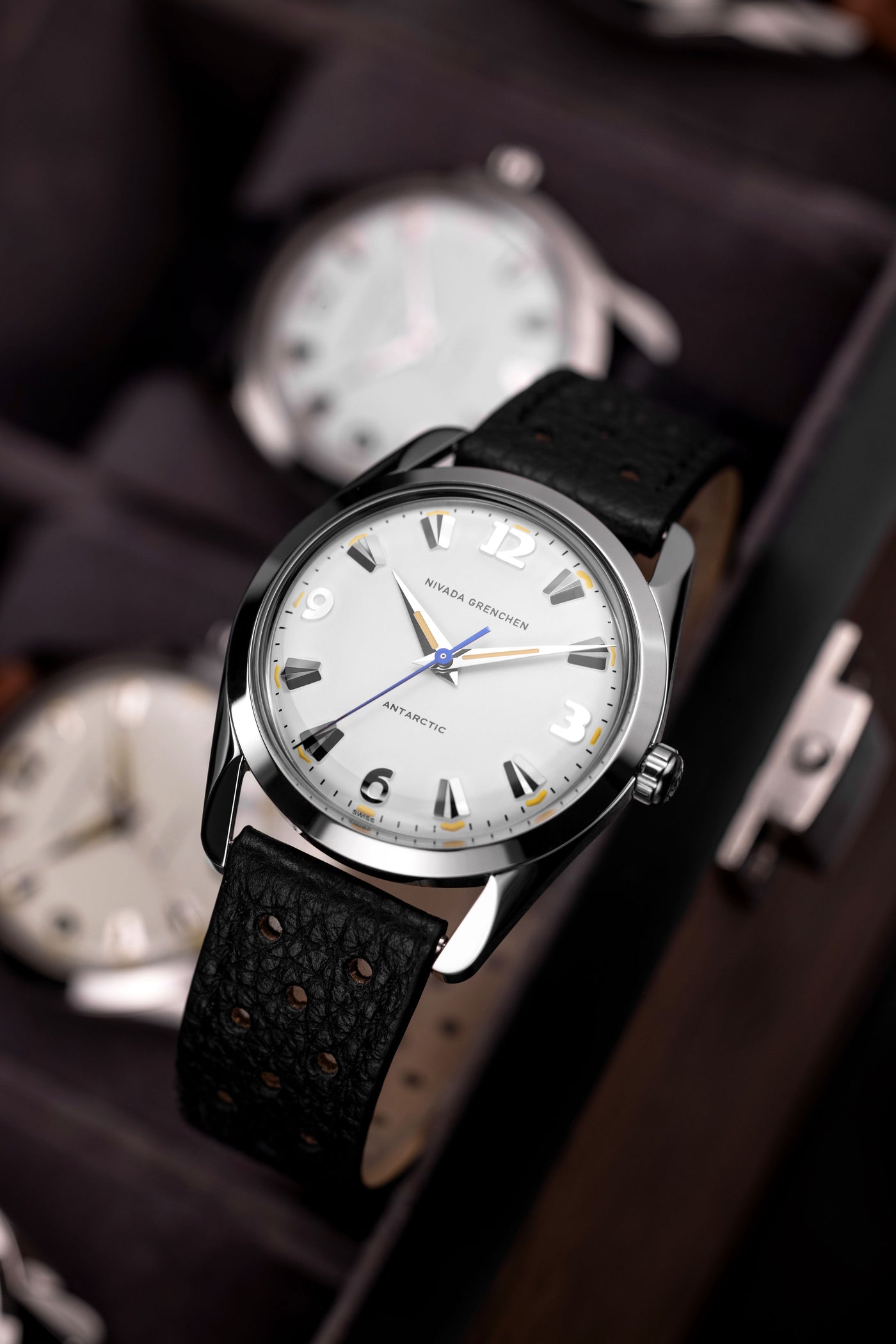 Antarctic 35mm - WHITE & BEIGE LUMINOVA